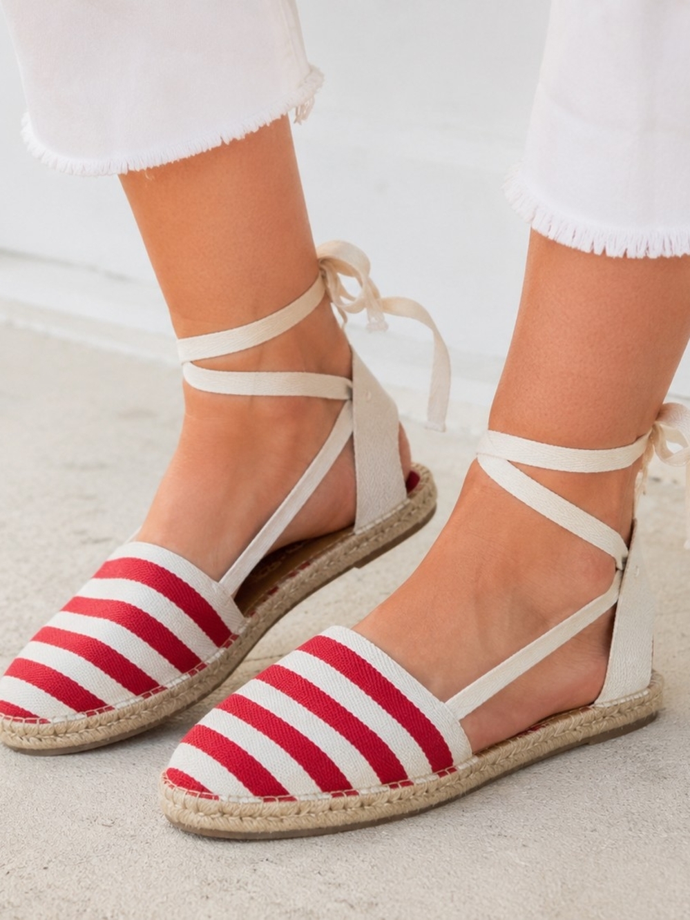 KAANAS Cape Cod Red Stripe Lace-Up Espadrille Flats Women's Size 6 New in Box